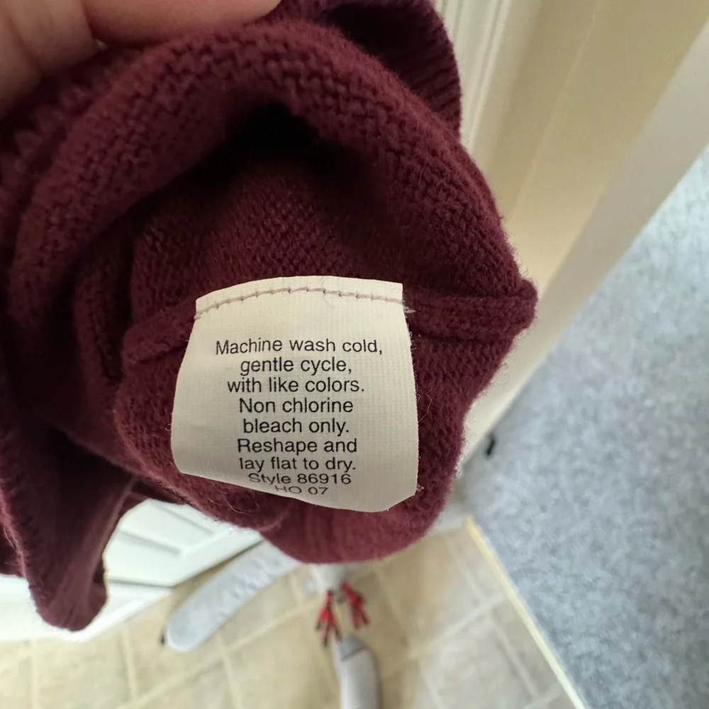 J. Crew Cashmere Blend Burgundy Sweater EUC Size Medium